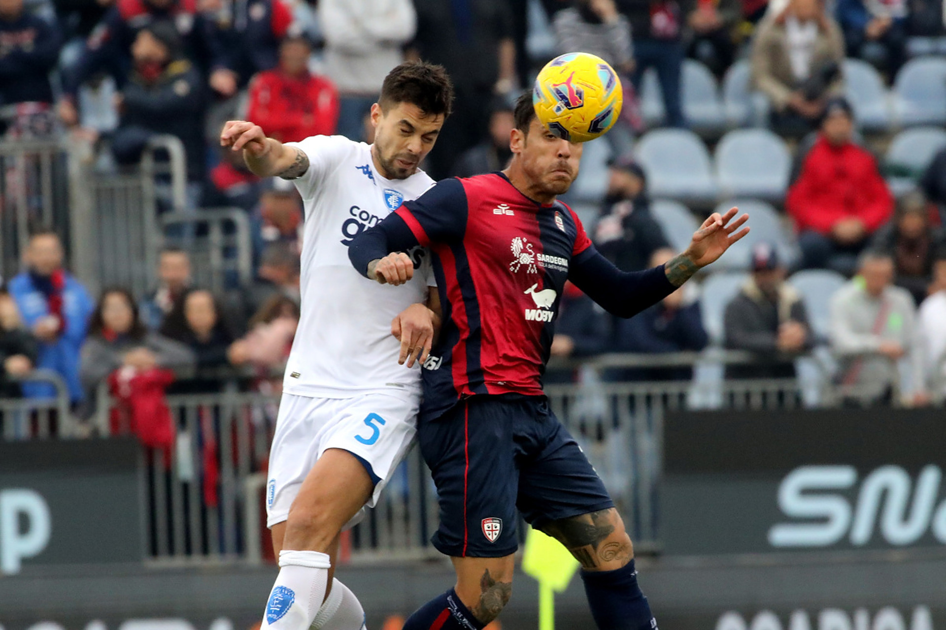 卡利亚里新援表现抢眼，帮助球队击败对手的简单介绍