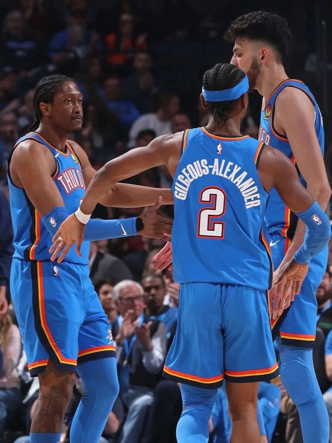 雷霆客场大胜掘金，迎来两连胜的简单介绍