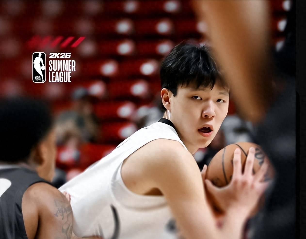 包含联赛新秀取得历史性胜利，震惊整个联赛的词条