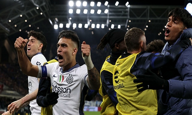 包含拉齐奥在客场惨败，提醒球员们要集中精力的词条