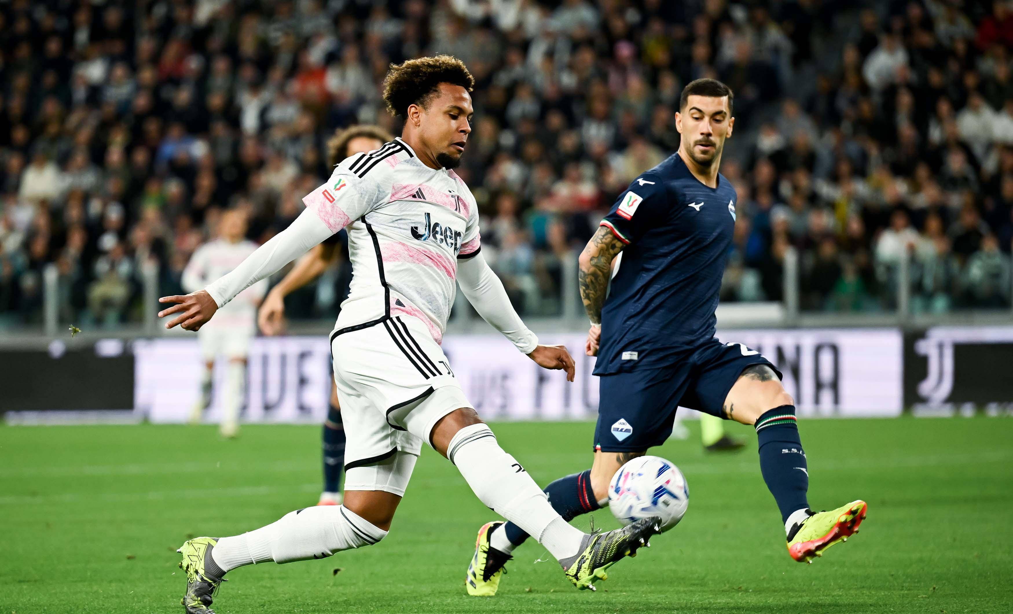 包含拉齐奥在客场惨败，提醒球员们要集中精力的词条