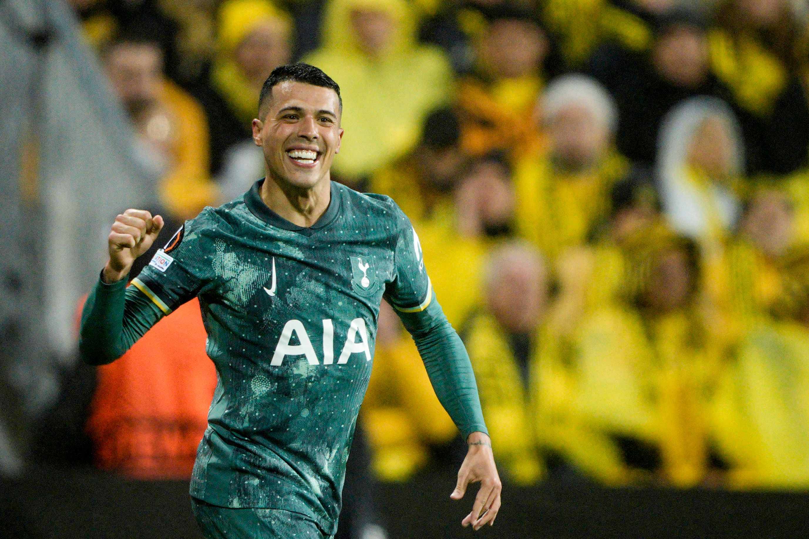 本周末热门足球赛事引爆体育热潮的简单介绍